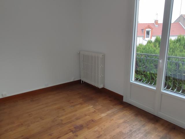 Location maison F6 Cusset - Photo 5