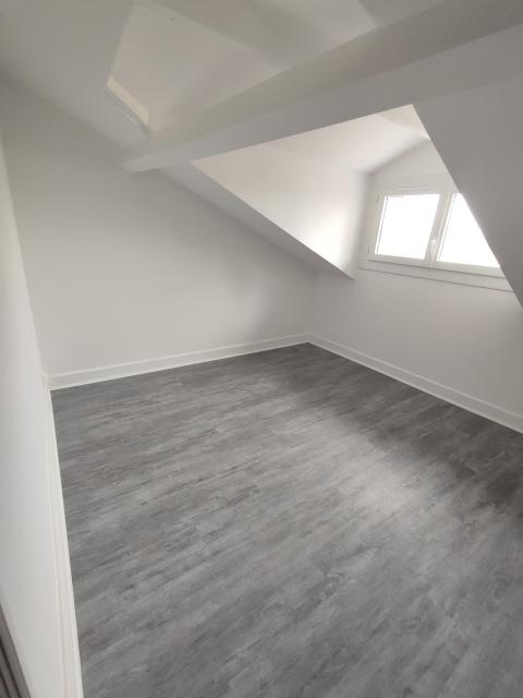 Location maison F6 Cusset - Photo 10