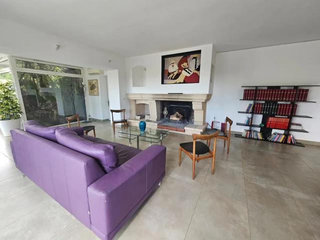 Location maison F6 Castelnau le Lez - Photo 6