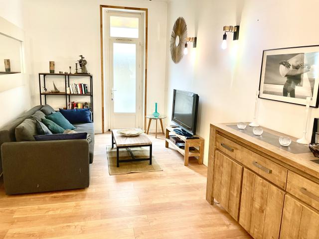 Location appartement T2 Marseille 08 - Photo 2