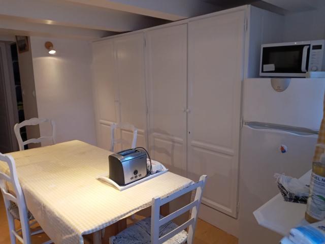 Location appartement T2 Marseille 08 - Photo 2