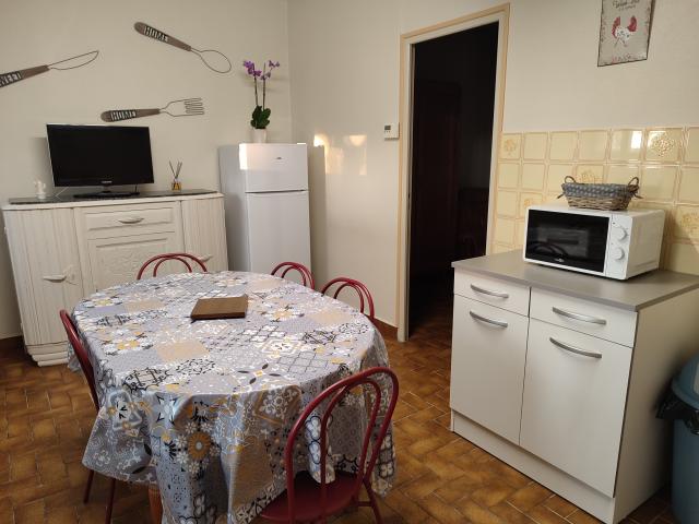 Location maison F3 Azay le Ferron - Photo 3