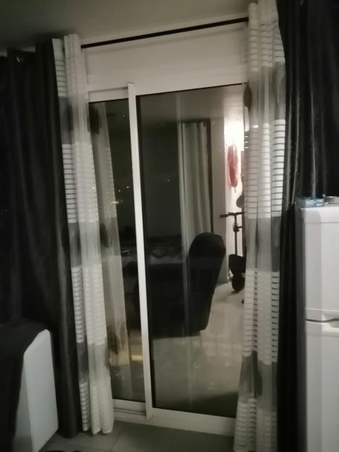 Location studio Marseille 03 - Photo 1