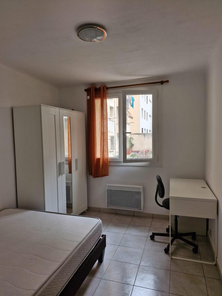 Location chambre Marseille 04 - Photo 2