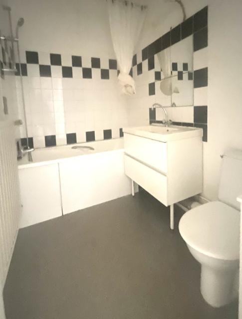 Location maison F5 Poitiers - Photo 5