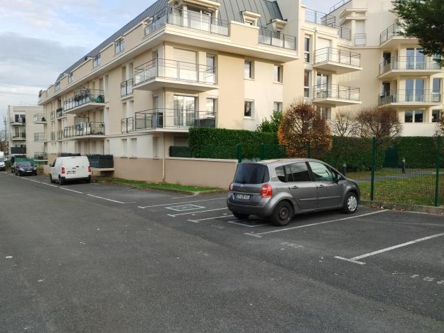 Location appartement T2 St Brice sous Foret - Photo 4