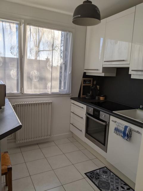 Location appartement T2 St Prix - Photo 2