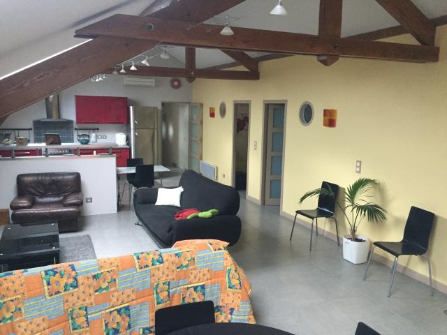 Location maison F7 La Tour de Salvagny - Photo 8