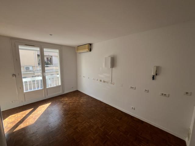 Location appartement T6 Narbonne - Photo 1