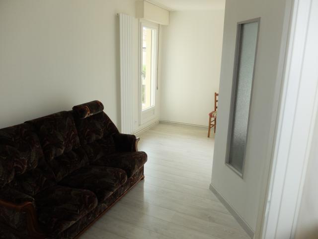 Location appartement T2 Le Ban St Martin - Photo 2