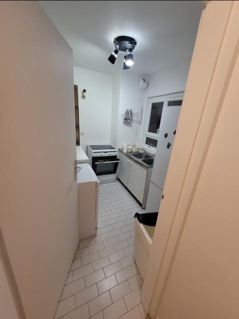 Location appartement T4 Paris 11 - Photo 4