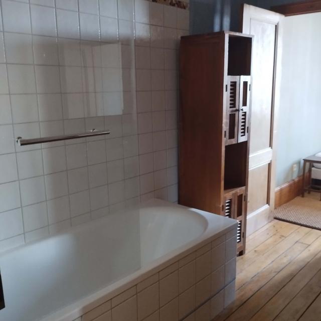 Location appartement T2 Gray - Photo 3