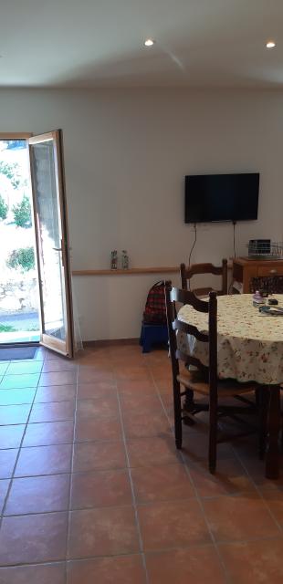 Location appartement T2 Planes - Photo 5