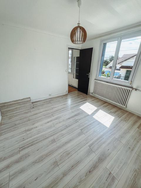 Location maison F3 Tremblay en France - Photo 4