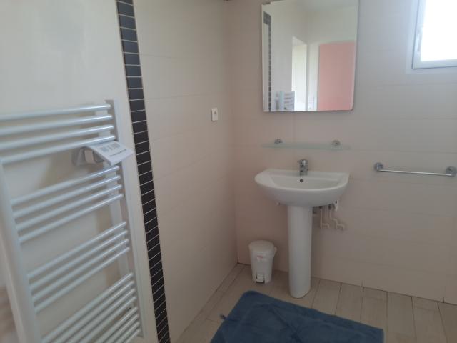 Location maison F6 Noyal sur Vilaine - Photo 4