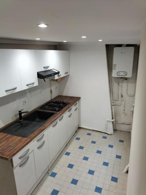 Location appartement T2 Paris 04 - Photo 1