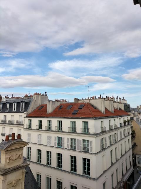 Location appartement T2 Paris 04 - Photo 2