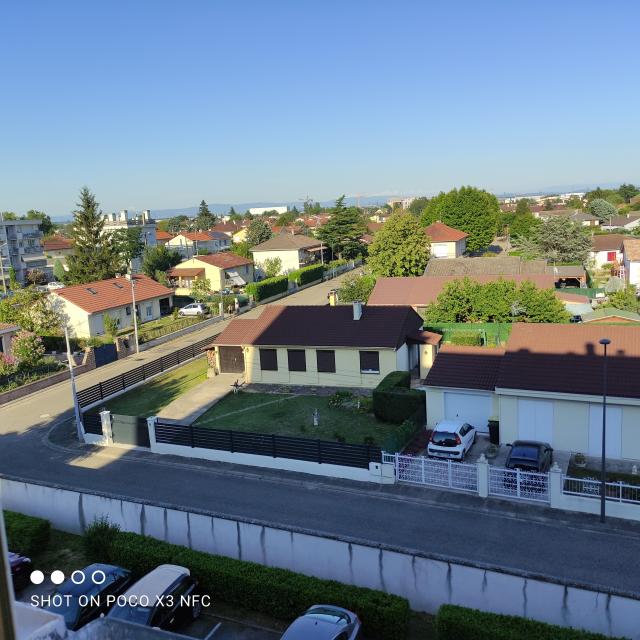 Location appartement T4 Meyzieu - Photo 10