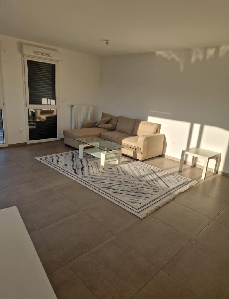Location chambre Vaulx en Velin - Photo 1