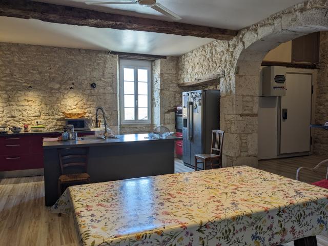 Location maison F9 Thenac - Photo 5