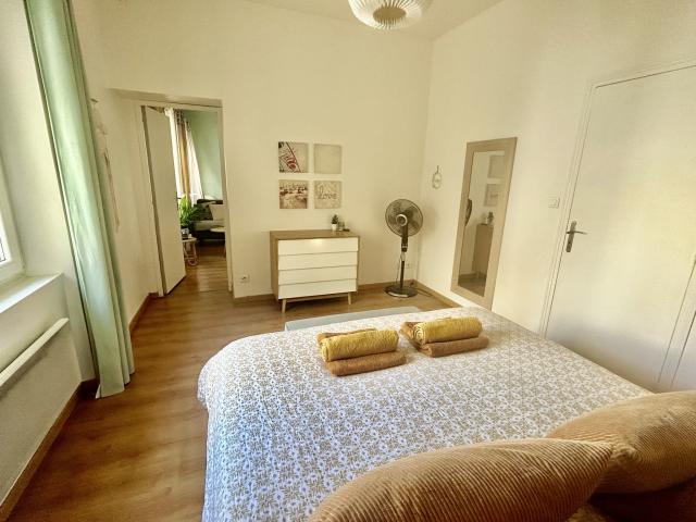 Location appartement T2 Marseille 01 - Photo 3