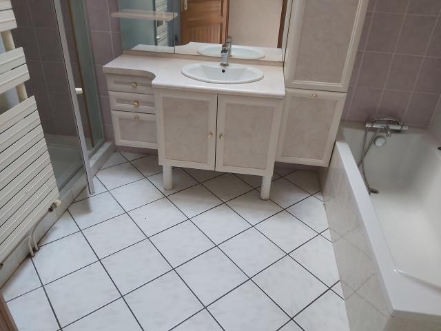 Location maison F3 Moneteau - Photo 3