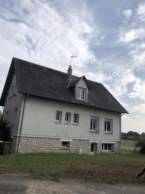 Location maison F8 Courmemin - Photo 2