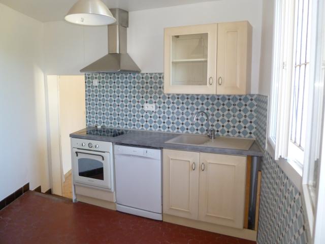 Location maison F3 Marseille 16 - Photo 4