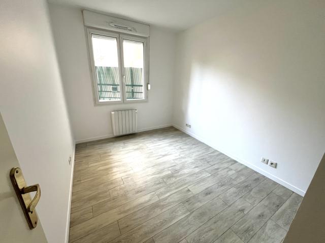 Location appartement T2 Combs la Ville - Photo 5