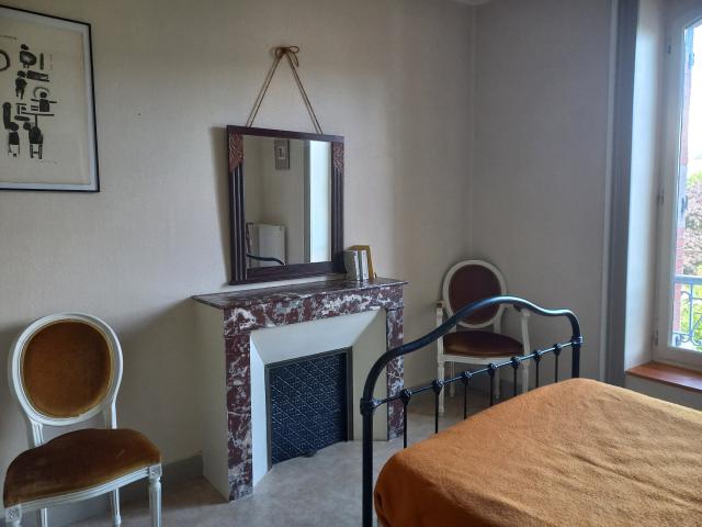 Location appartement T4 Aurillac - Photo 2