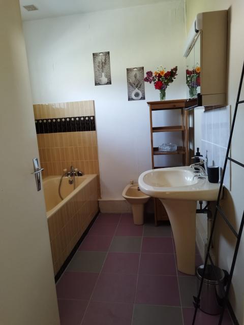 Location maison F5 St Hilaire de Voust - Photo 5