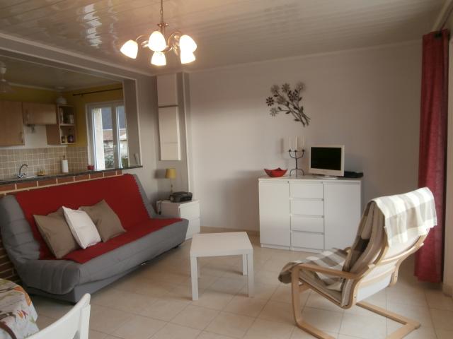 Location maison F4 Iviers - Photo 1