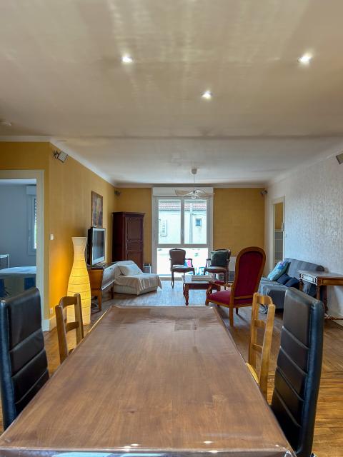 Location appartement T4 St Gerand le Puy - Photo 1