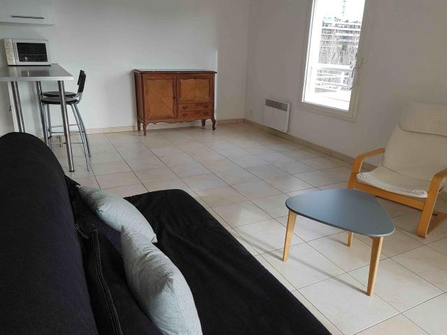 Location appartement T2 Marseille 08 - Photo 3