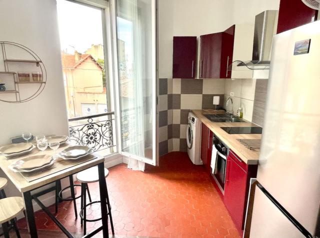 Location appartement T2 Marseille 07 - Photo 5