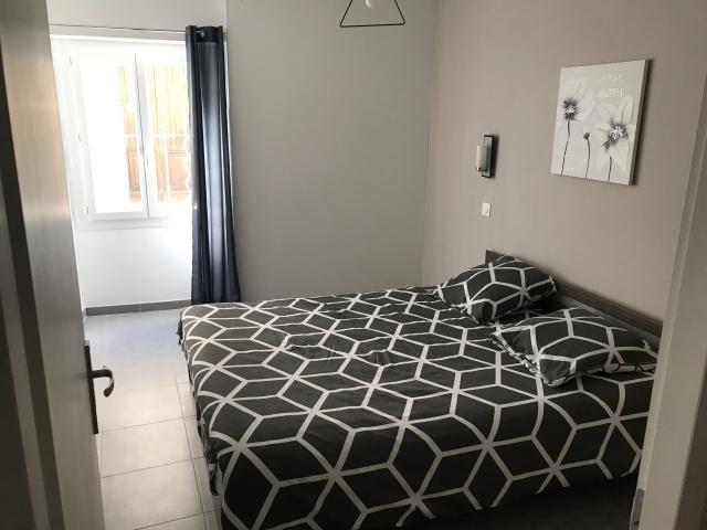 Location appartement T2 Nimes - Photo 2