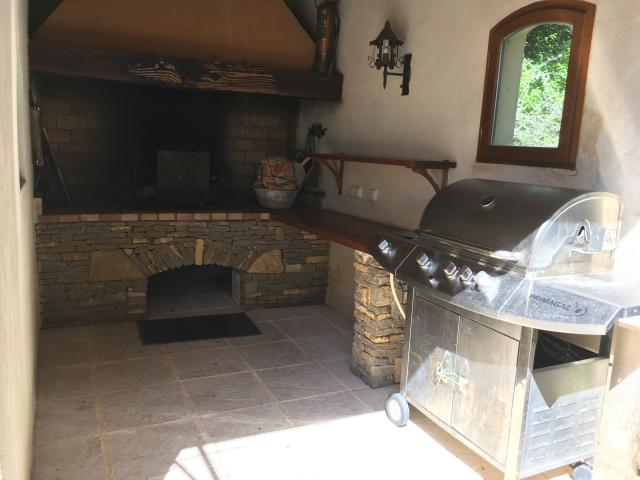 Location maison F8 Vezenobres - Photo 3