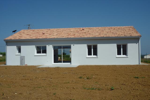 Location maison F4 Hautefage la Tour - Photo 2