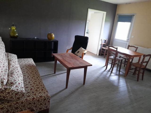Location appartement T1 Moncorneil Grazan - Photo 1