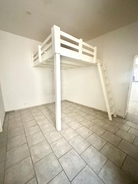 Location appartement T2 St Genies de Comolas - Photo 2