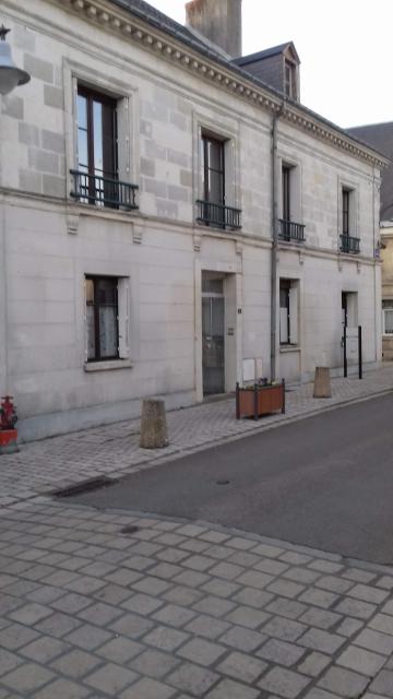 Location appartement T2 Neuille Pont Pierre - Photo 1