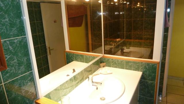 Location appartement T1 Marseille 06 - Photo 3