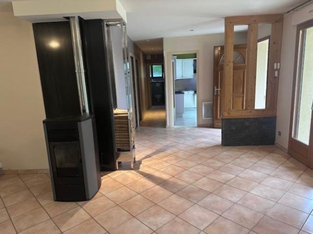 Location maison F4 La Chapelle St Luc - Photo 10