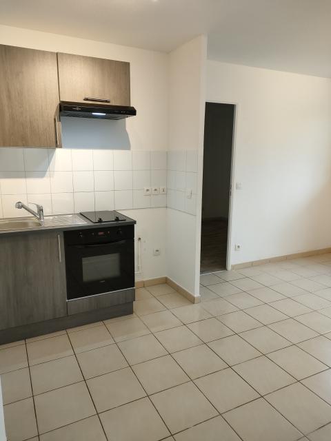 Location appartement T2 Acheres - Photo 2