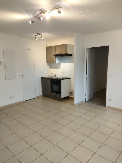 Location appartement T2 Acheres - Photo 3