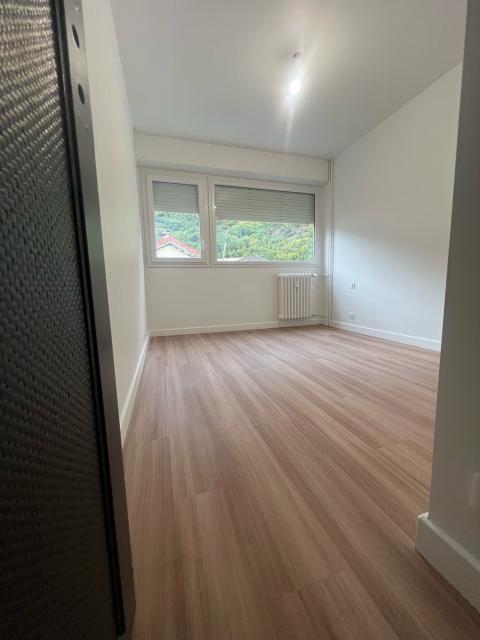 Location appartement T4 St Jean de Maurienne - Photo 7