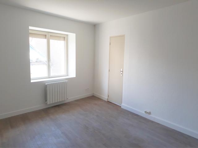 Location maison F4 Cosne Cours sur Loire - Photo 5
