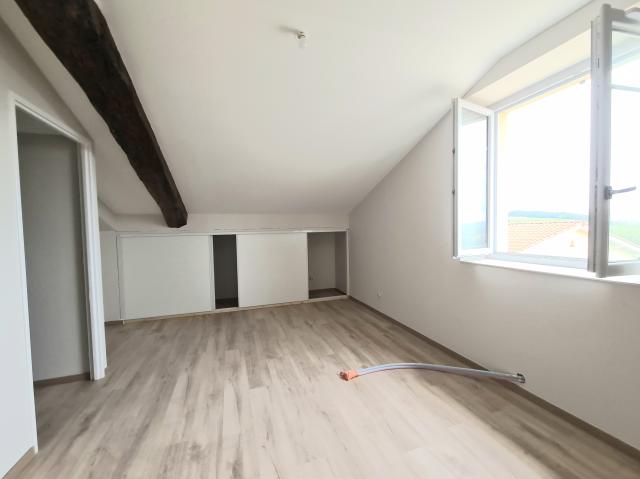 Location appartement T3 Pomeys - Photo 5