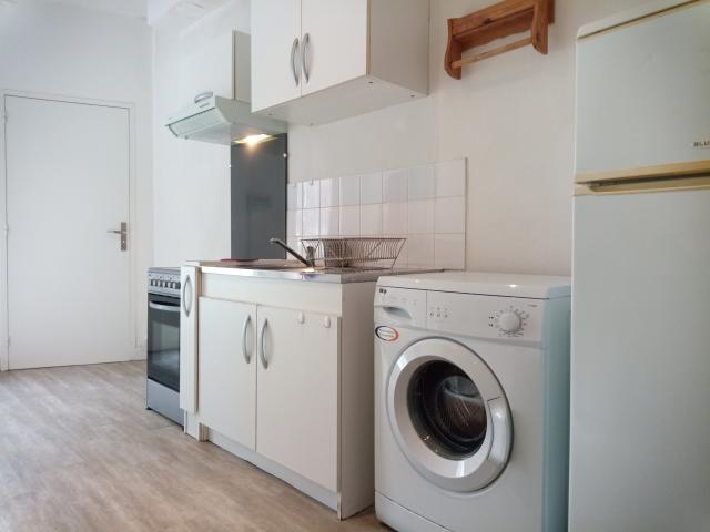 Location appartement T1 St Etienne - Photo 3