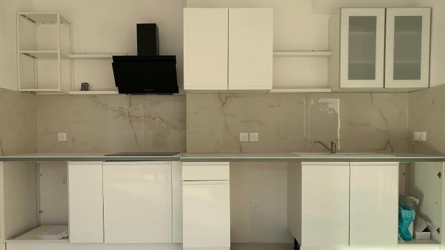 Location maison F4 Carros - Photo 2
